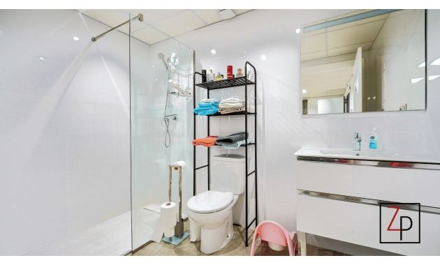 Resale - Villa -
Torrevieja - La Veleta