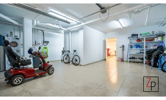 Resale - Villa -
Torrevieja - La Veleta