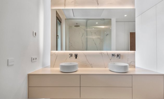 Resale - Apartment  -
Las Colinas Golf Resort - Las Colinas golf