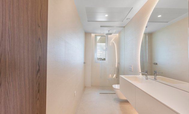 Resale - Apartment  -
Las Colinas Golf Resort - Las Colinas golf