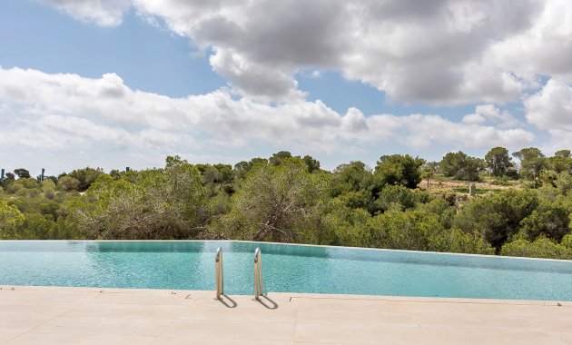 Resale - Apartment  -
Las Colinas Golf Resort - Las Colinas golf