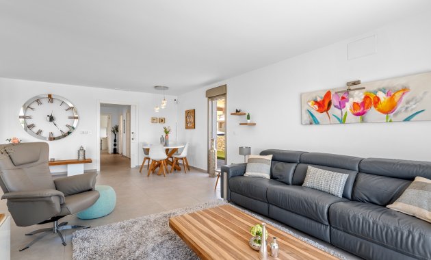 Reventa - Villa -
La Marina