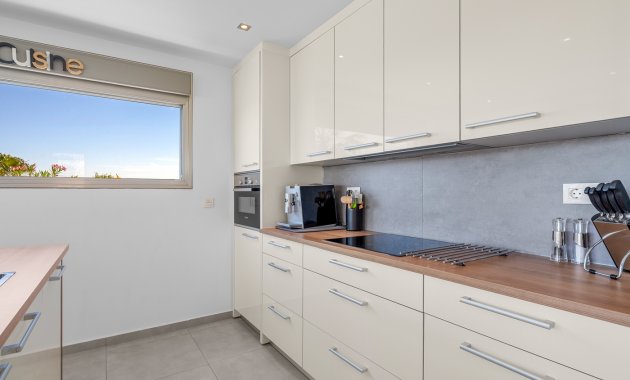 Reventa - Villa -
La Marina