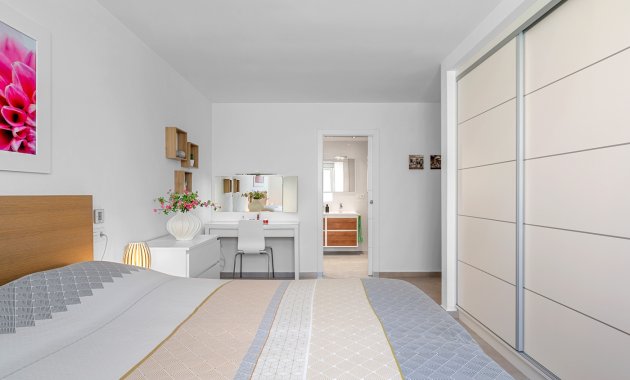 Reventa - Villa -
La Marina
