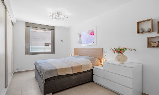 Reventa - Villa -
La Marina