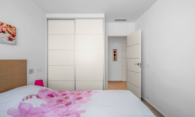 Reventa - Villa -
La Marina