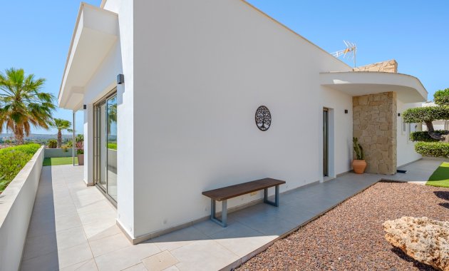 Reventa - Villa -
La Marina