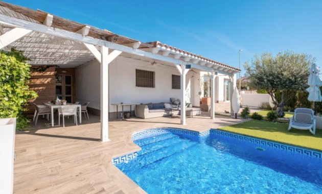 Reventa - Villa -
San Fulgencio