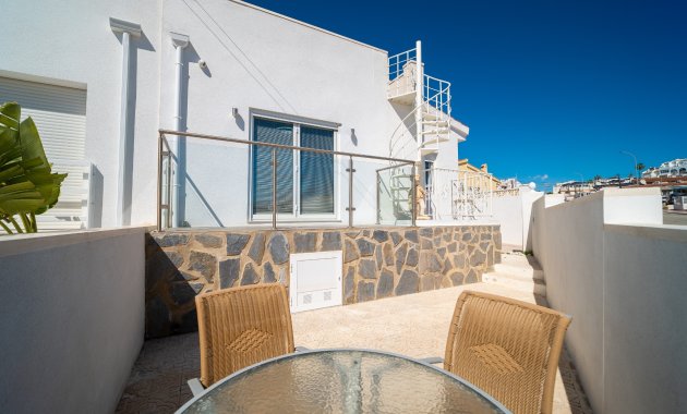 Resale - Townhouse -
Ciudad Quesada - town