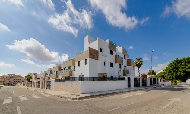 Resale - Townhouse -
Orihuela Costa - Las Filipinas