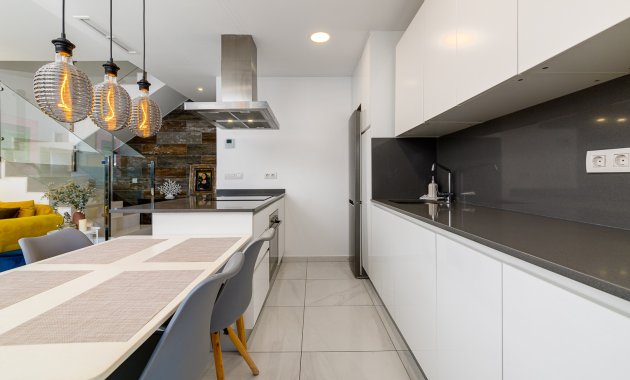 Resale - Townhouse -
Orihuela Costa - Las Filipinas