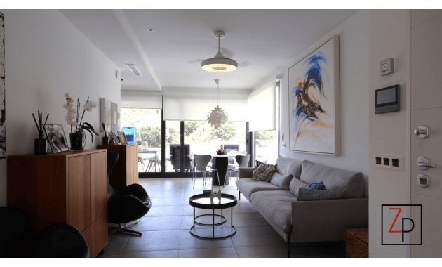 Resale - Villa -
San Miguel de Salinas - La Cañada
