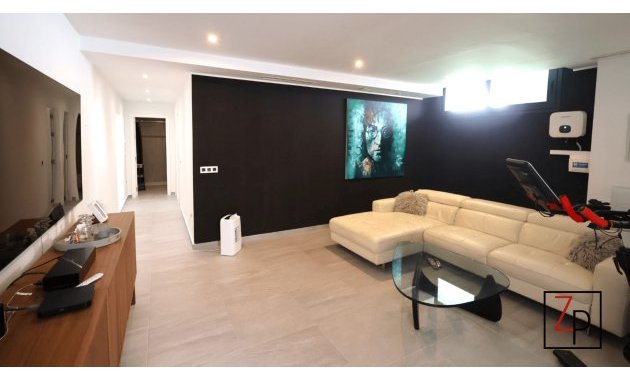 Resale - Villa -
San Miguel de Salinas - La Cañada