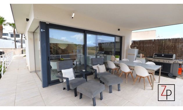 Resale - Villa -
San Miguel de Salinas - La Cañada