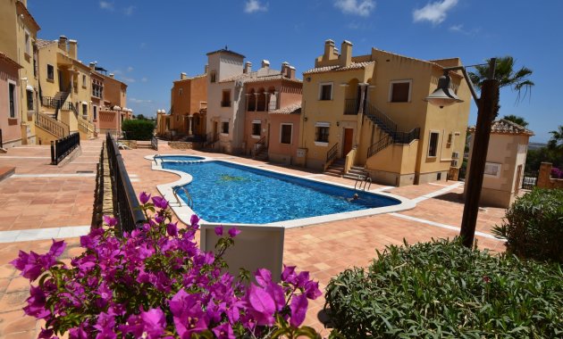 Resale - Townhouse -
3409 - La finca Golf