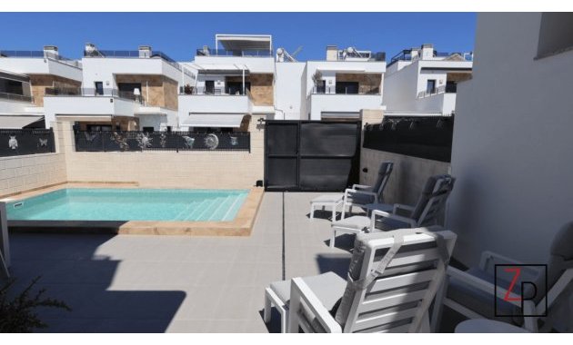 Resale - Villa -
Benijofar - Pueblo