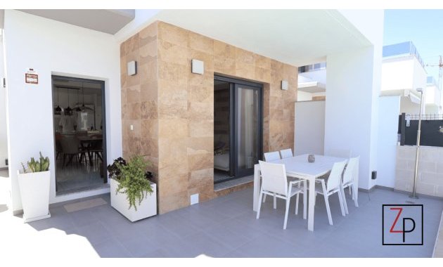 Resale - Villa -
Benijofar - Pueblo