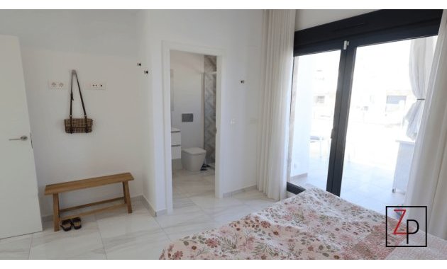 Resale - Villa -
Benijofar - Pueblo