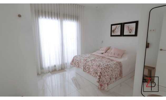 Resale - Villa -
Benijofar - Pueblo