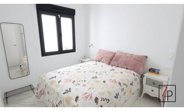 Resale - Villa -
Benijofar - Pueblo