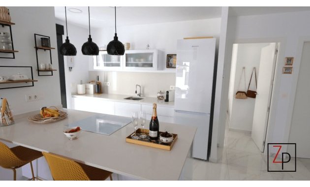 Resale - Villa -
Benijofar - Pueblo