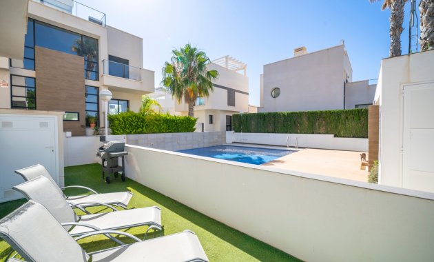 Reventa - Villa -
Ciudad Quesada
