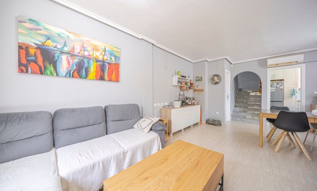 Resale - Townhouse -
Ciudad Quesada