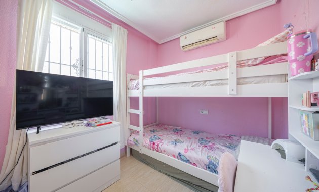 Resale - Townhouse -
Ciudad Quesada