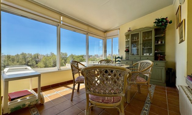 Resale - Villa -
Orihuela Costa - Villamartín
