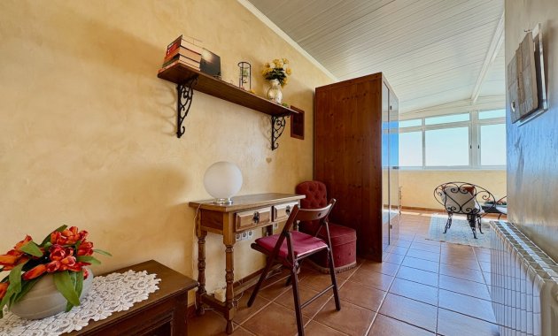 Resale - Villa -
Orihuela Costa - Villamartín