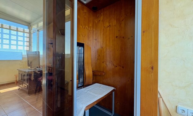Resale - Villa -
Orihuela Costa - Villamartín