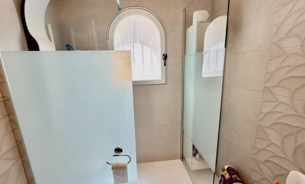 Resale - Villa -
3409 - Lo Crispin