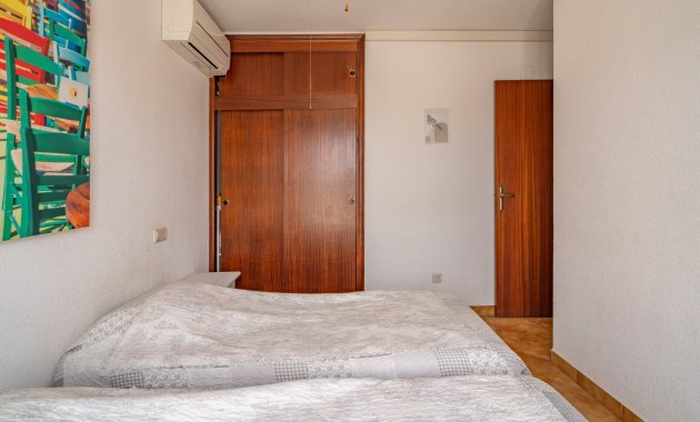 Resale - Apartment  -
Orihuela Costa - Cabo Roig