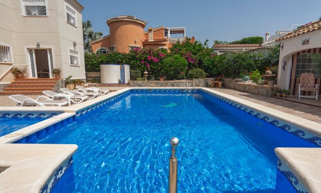 Resale - Villa -
Ciudad Quesada - Campo De Golf La Marquesa