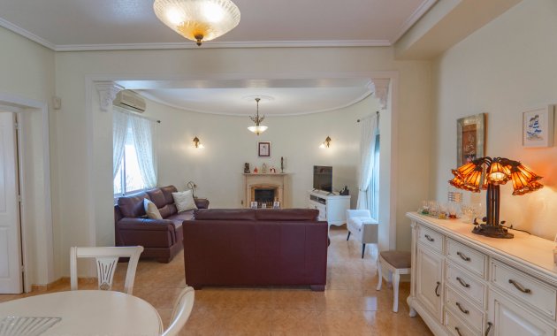 Resale - Villa -
Ciudad Quesada - Campo De Golf La Marquesa