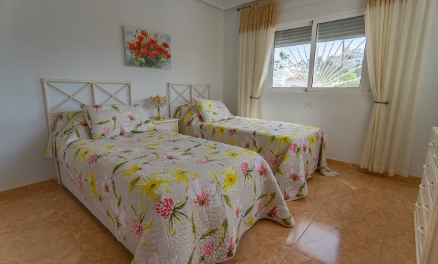 Resale - Villa -
Ciudad Quesada - Campo De Golf La Marquesa