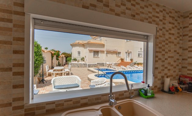 Resale - Villa -
Ciudad Quesada - Campo De Golf La Marquesa