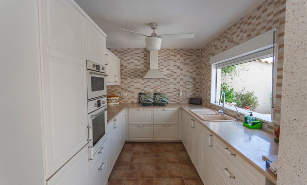 Resale - Villa -
Ciudad Quesada - Campo De Golf La Marquesa