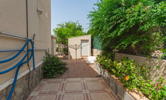 Resale - Villa -
Ciudad Quesada - Campo De Golf La Marquesa