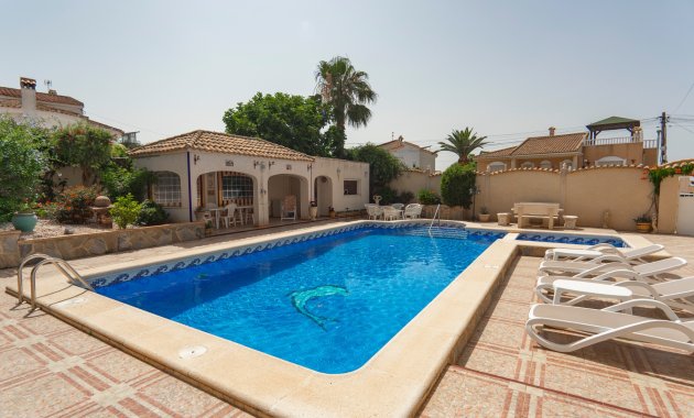 Resale - Villa -
Ciudad Quesada - Campo De Golf La Marquesa