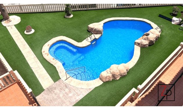 Resale - Apartment  -
San Miguel de Salinas - Pueblo