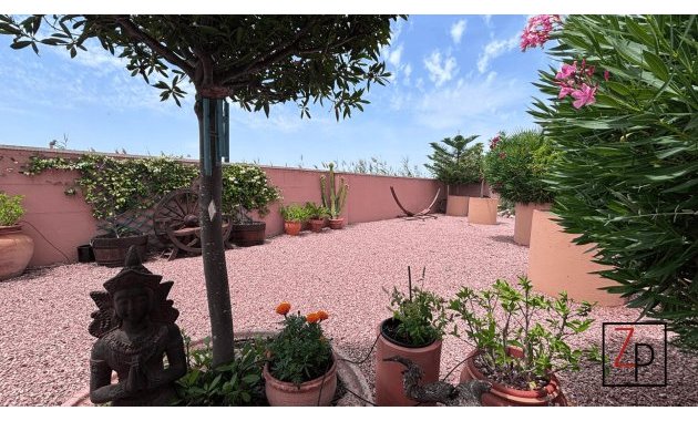Resale - Villa -
Torrevieja - Torretas