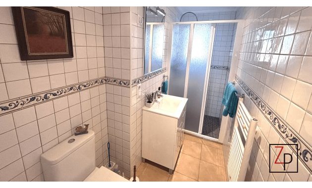 Resale - Villa -
Torrevieja - Torretas