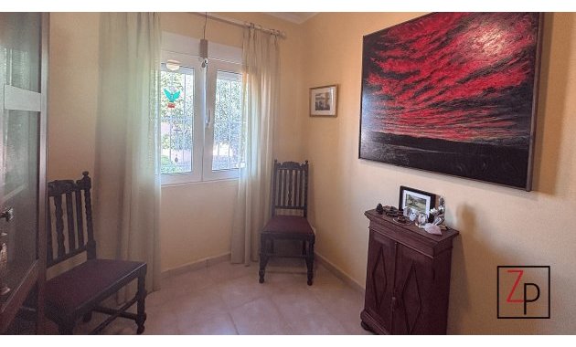 Resale - Villa -
Torrevieja - Torretas