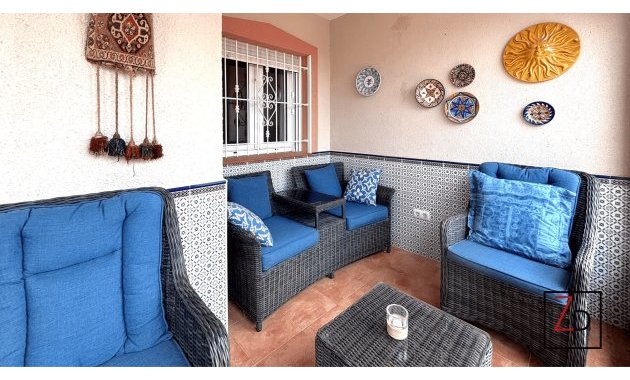 Resale - Villa -
Torrevieja - Torretas