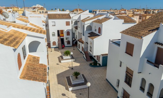 Endursala - Apartament / Duplex -
Torrevieja