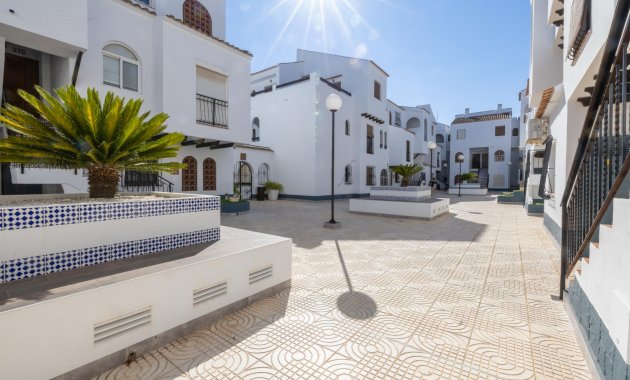 Endursala - Apartament / Duplex -
Torrevieja