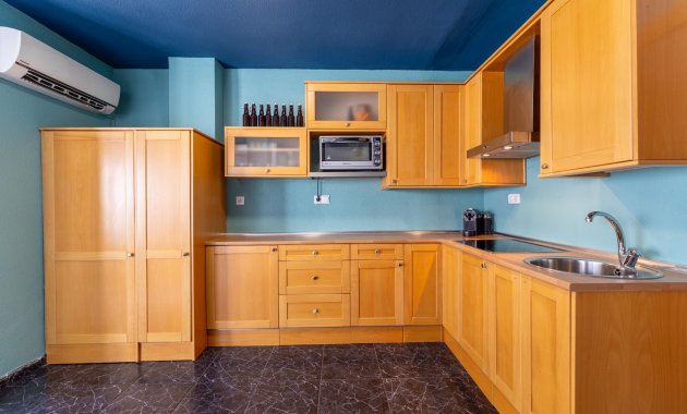 Endursala - Apartament / Duplex -
Torrevieja