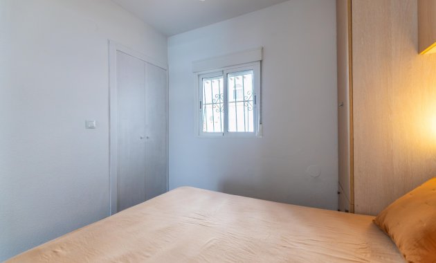 Endursala - Apartament / Duplex -
Torrevieja