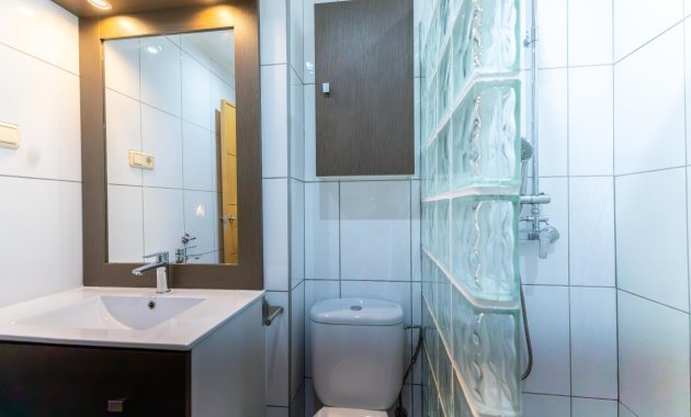 Endursala - Apartament / Duplex -
Torrevieja